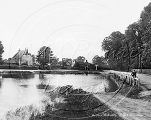 Picture of Berks - Hurst, The Pond c1920s - N1194