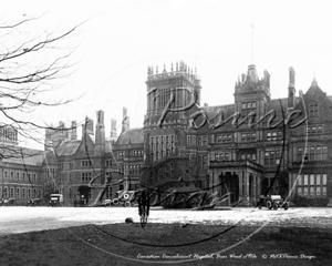 Bearwood, Wokingham in Berkshire, or "Bear Wood" as originally known when it was the Canadian Convalescent Hospital c1910s Now known as Bearwood College