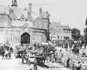 Picture of Berks - Wokingham, Market Day c1880s - N1411