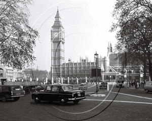 Picture of London - Parliament Square c1960s - N108