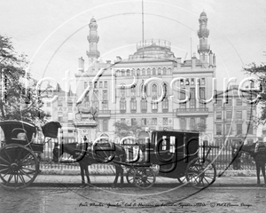 Picture of London - Leicester Square & Cabs c1880s - N627