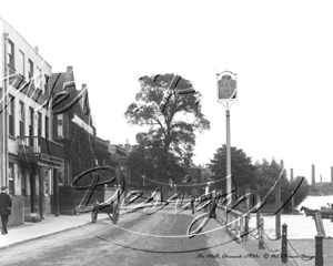 The Mall, Chiswick in London c1900s