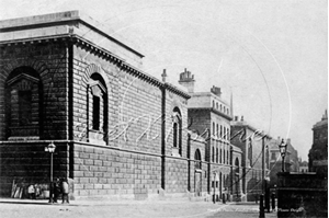 Picture of London - Newgate Prison c1870s - N1911
