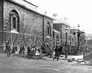Picture of London - Newgate Prison c1890s - N2134