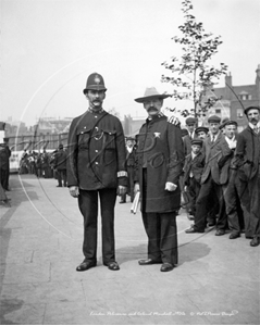 Picture of London Life - Policeman & Colonel c1900s - N2444
