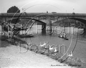 Picture of Middlesex - Staines c1930s - N516