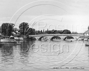 Picture of Oxon - Henley Bridge Thames View c1930s - N679
