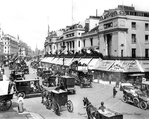 Regent Street with Motorised & Growler Cabs in London c1910