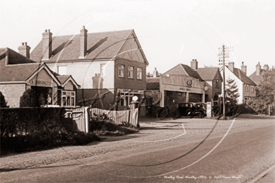 Picture of Berks - Woodley, Headley Road c1930s - N3115