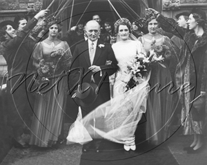 Picture of Weddings - Bride and Bridemaids c1940s - N850