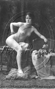 Picture of Risque - 1910s/1920s Nude model - R002