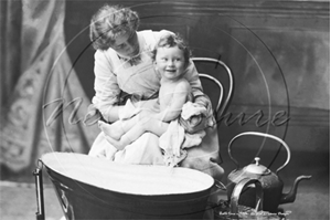 Picture of Misc - Kids, Bath Time c1900s - N3307
