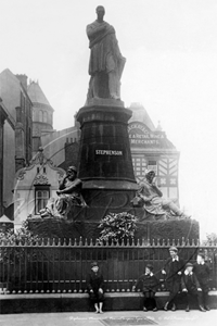 Picture of Tyne & Wear - Newcastle, Stephenson Monument c1900s - N3637