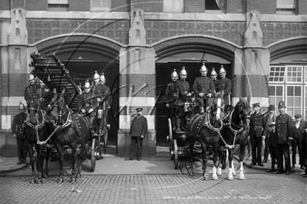 Picture of London, E - Bethnal Green, Bethnal Green Fire Station c1907 - N3678