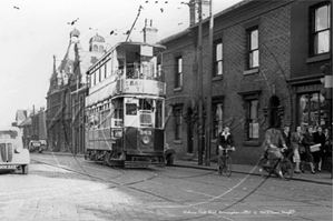 Picture of Warwicks - Birmingham, Victoria Road with Park Road c1950 - N3978