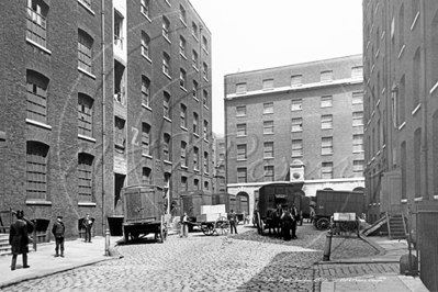 Picture of London - Cutler Street, Warehouses c1900s - N3966