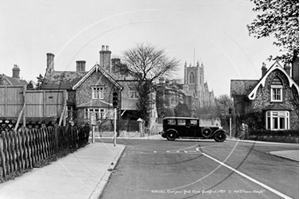 Picture of Surrey - Guildford, Waterden Road From York Road c1933 - N4041