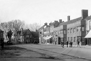 Picture of Cambs - St Neots,  Market Square c1900s - N4287