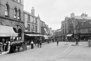 Picture of Isle of Wight - Cowes, High Street c1900s - N4421