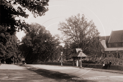 Reading Road and St Paul's Church, Reading Road, Wokingham in Berkshire c1900s