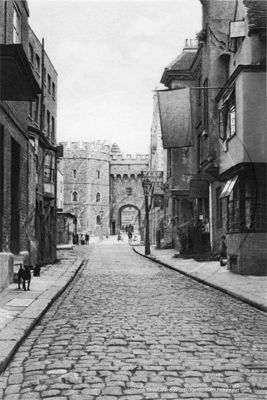 Church Street showing Windsor Castle, Windsor in Berkshire c1930s