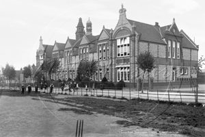 Picture of Hants - Basingstoke, Council Road, Fairfields Primary School c1900s - N4597