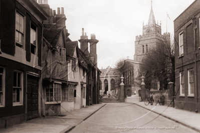 Picture of Bucks - Aylesbury, St Mary's Church c1920s - N4636