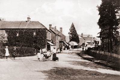Picture of Berks - Crowthorne, Station Road c1900s - N4692