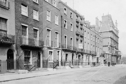 Picture of London - Westminster, Chapel Street off Grosvenor Place c1900s - N4837