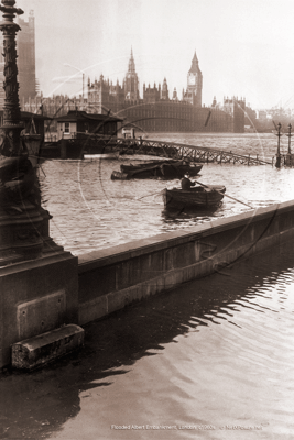Picture of London - Westminster, Floods in London c1960s - N4889