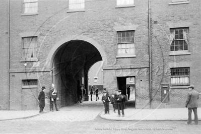 Picture of London - Regents Park, Albany Street, The Barracks c1900s - N4993