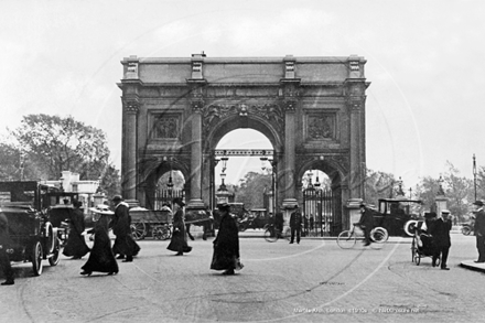 Marble Arch in Central London c1910s