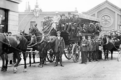 Picture of London - London Life - Camberwell, Horse Drawn Charabanc c1900s - N5209