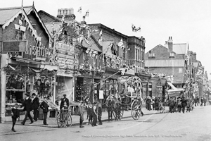 Picture of Middlesex - Wealdstone, High Street, George V Coronation Decorations June 1911 - N5067a