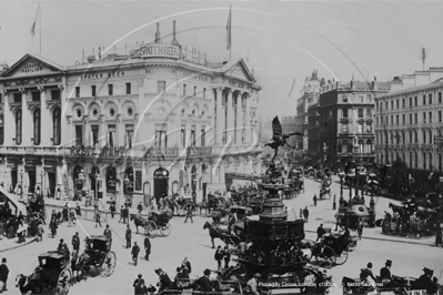 Piccadilly Circus in Central London c1904