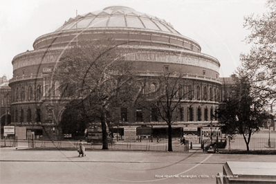 Royal Albert Hall, Kensington in London c1920s