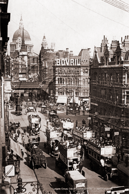 Ludgate Circus in The City of London c1910s